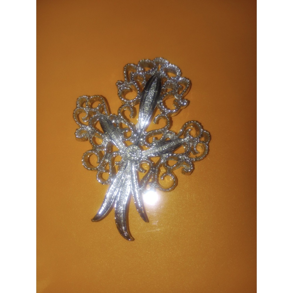 Gerry Silver Tone Sparkle‎ Wheat 1960 2 1/2 Inch Brooch